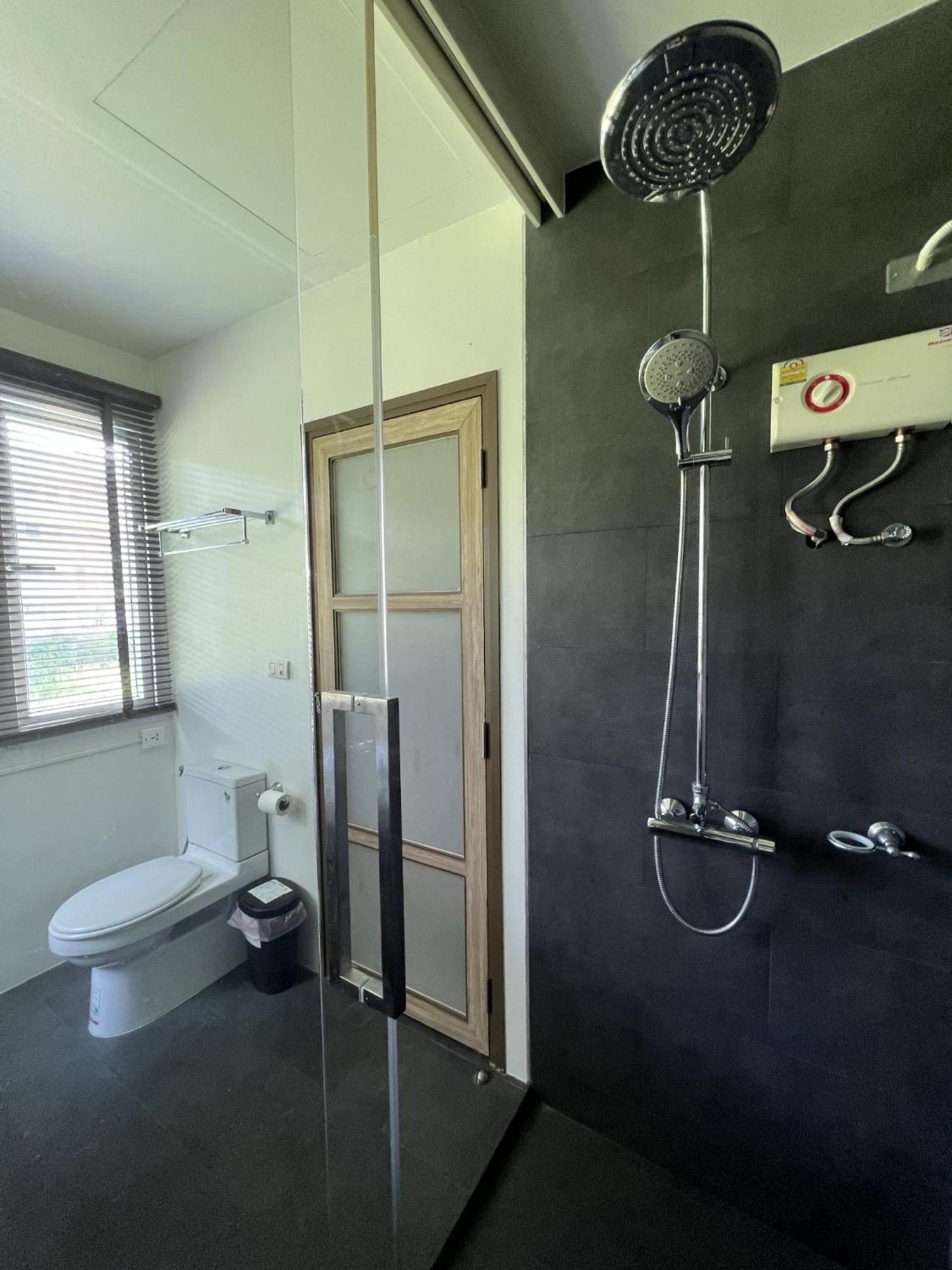 Poolvillapattaya Next To The Sea Villa Ban Rong Po